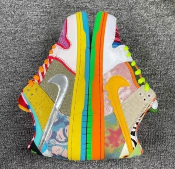 Nike Dunk Custom What the Pigeon/Strawberry Cough
